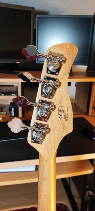 Baixo Marcus Miller Sire V5 Alder-4 NT CANHOTO/ESQUERDINO