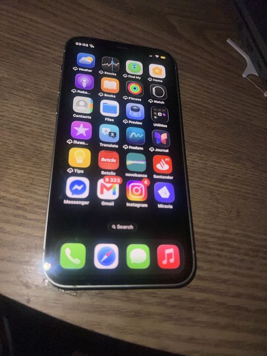 Iphone 12  bateria 100%