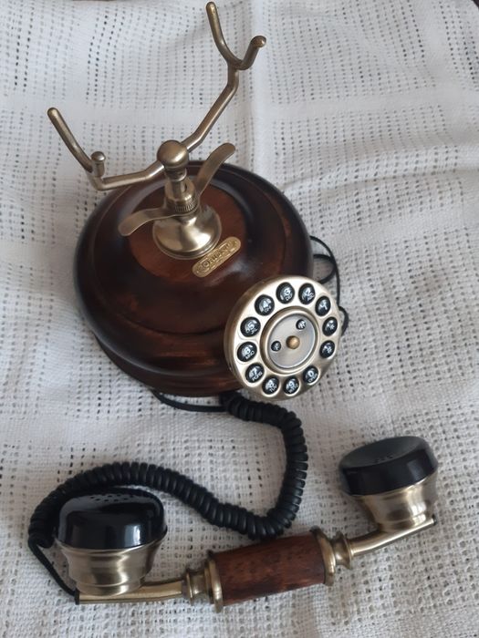 Апарат телефон кнопочный