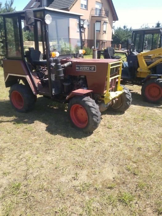 Traktorek ogrodniczy Universal UTB 302