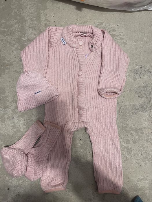 Вʼязаний костюмчик