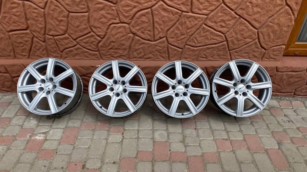 Продам титани р17 5 на112