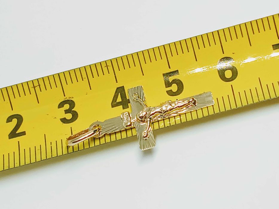 Lombardowski. Nowa złota zawieszka pr.585, 0,69g Krzyż