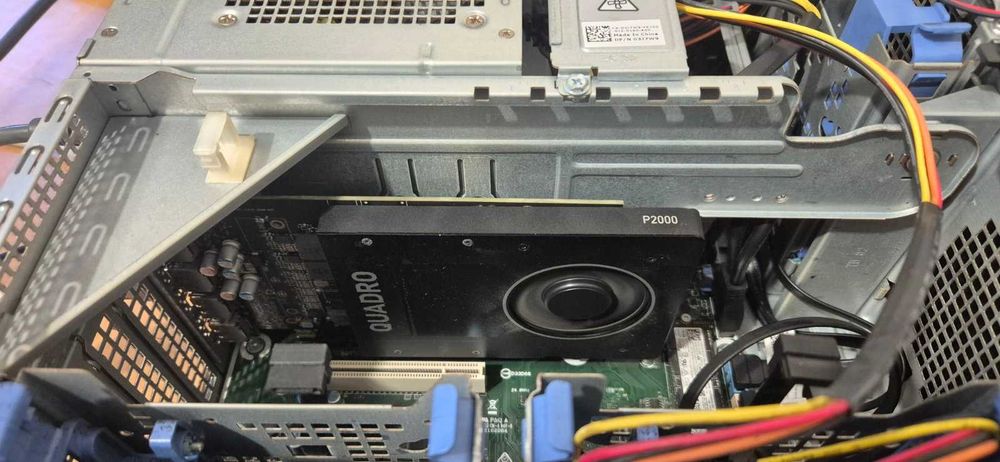 Видеокарта Nvidia Quadro P2000 5GB GDDR5 160-bit б/у УЦІНКА