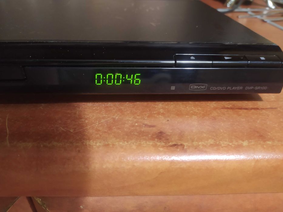 Odtwarzacz DVD SONY DVP-SR100