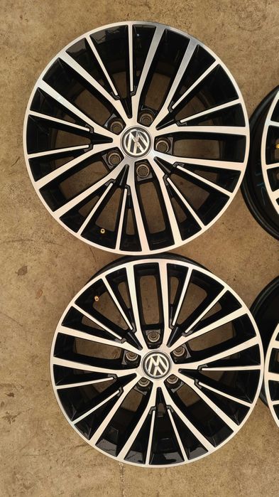 Felgi aluminiowe VOLKSWAGEN TOURAN GOLF ! 17 Cali ! MONTAŻ!