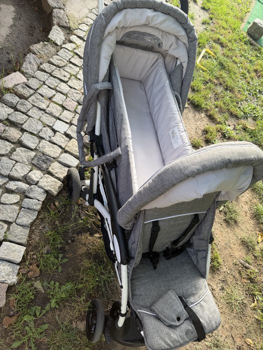 Podwójny wózek z jedną gondolą