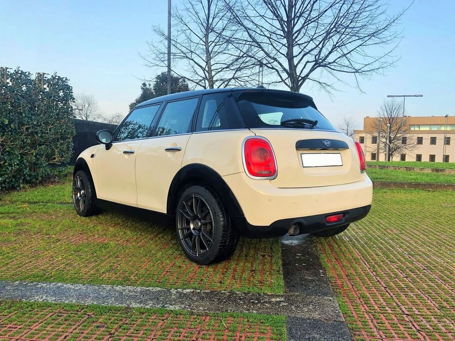 MINI 5 Portas