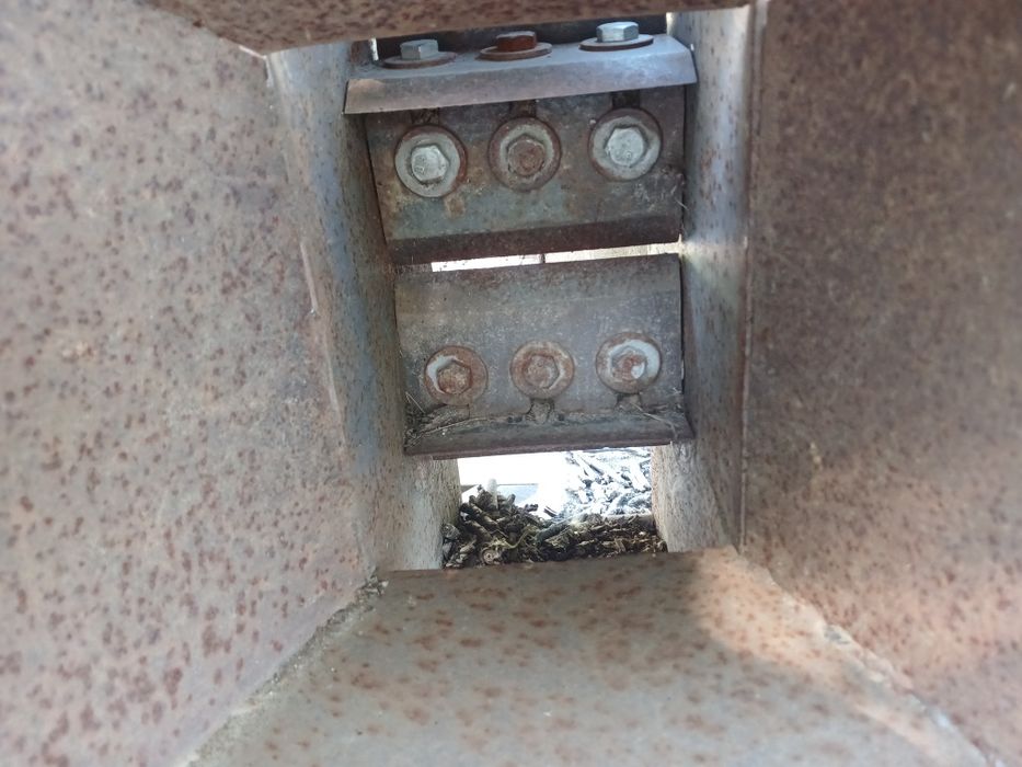 Продам веткоизмельчитель (дробилку)