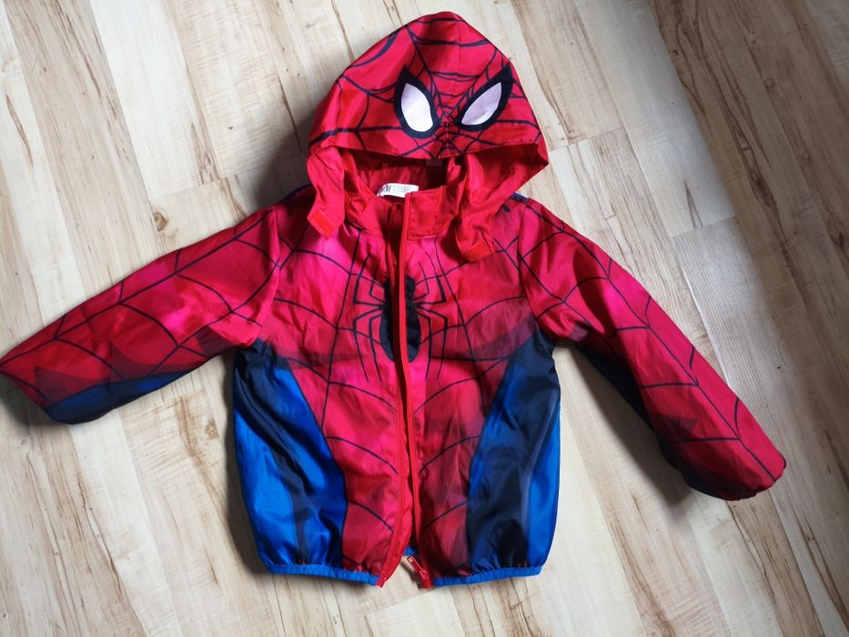 Kurtka leciutka przeciwwiatrowa hm Marvel spiderman 110/116