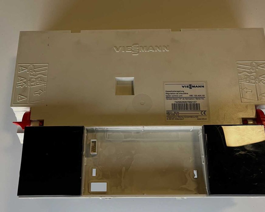 Sterownik Viessmann VBC 132-A04.101, do pieca Vitodens 200-W, Uszkodzony