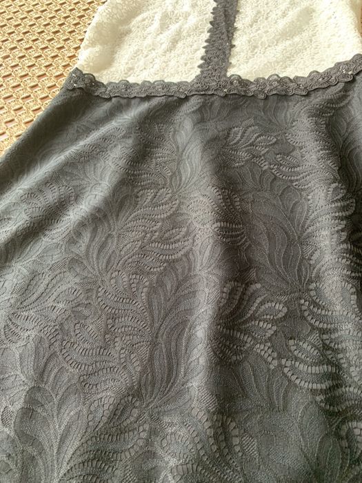 Sukienka elegancka biało- czarna ( MIDI ) NOWA