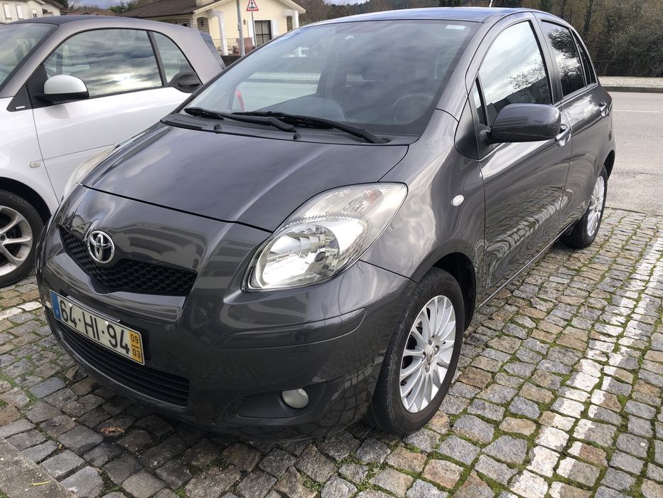 Toyota yaris gasolina 123.000 km