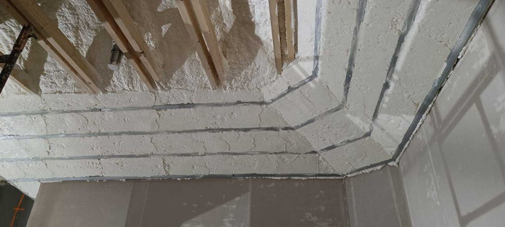 Ocieplenie pianą PUR,  Ocieplanie piana PUR ,  izolacja poddasza