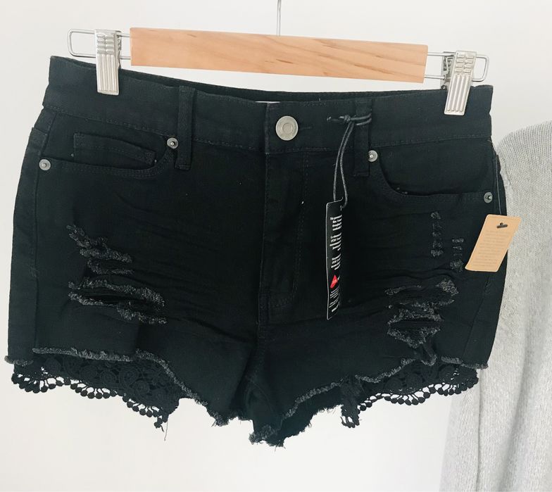 Szorty, spodenki nowe, r.S, koronki