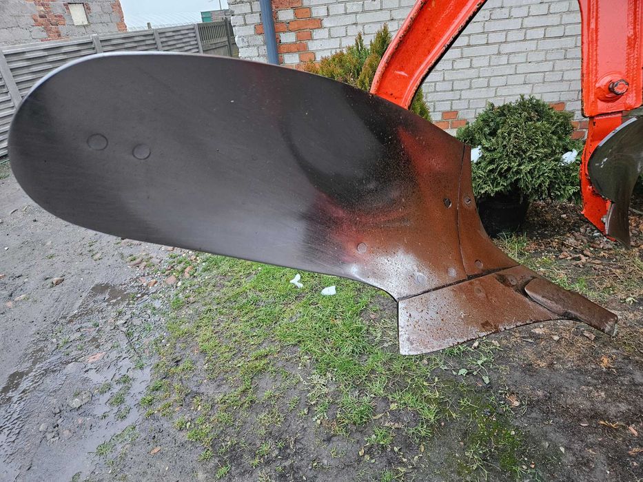 Pług Kuhn Huard Master 100 4 skibowy obrotowy 3+1 hydraulika