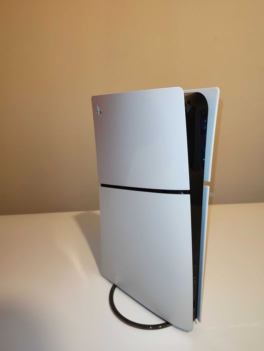 PlayStation 5 Slim 1TB (Edição Digital) + Gamepad DualSense Extra