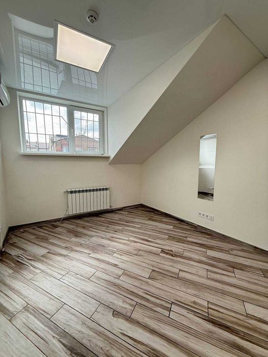 АРЕНДА КАБИНЕТА. ФАБРА 4 (напротив Оперного театра)