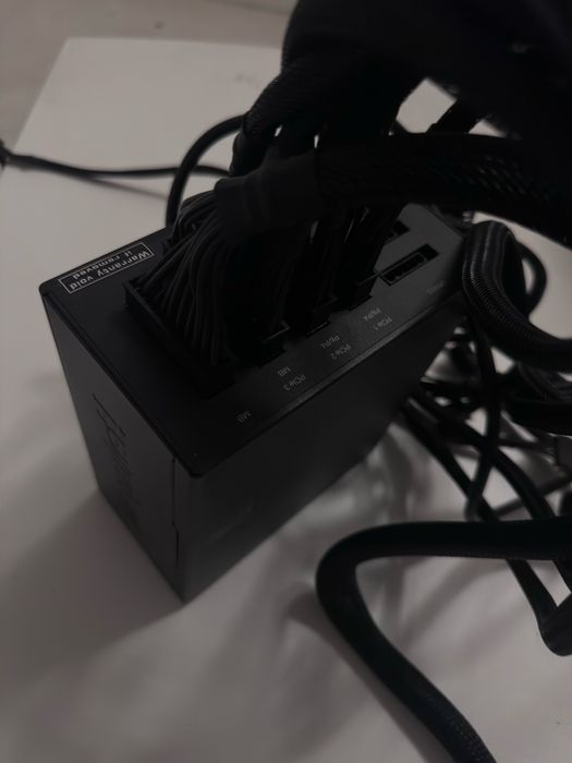 Zasilacz Be Quiet 1000W stragiht power 11