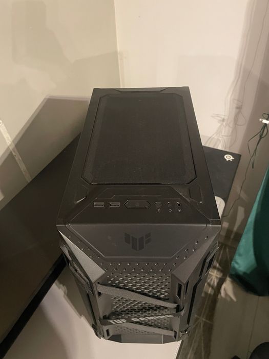 Sprzedam komputer ASUS Tuf Gaming z  Odyssey  G3 i klawiaturą Mad Dog