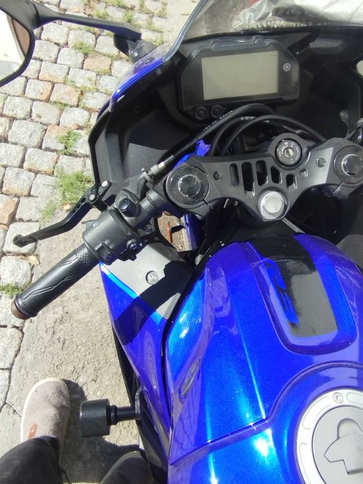 yamaha r3 poucos km