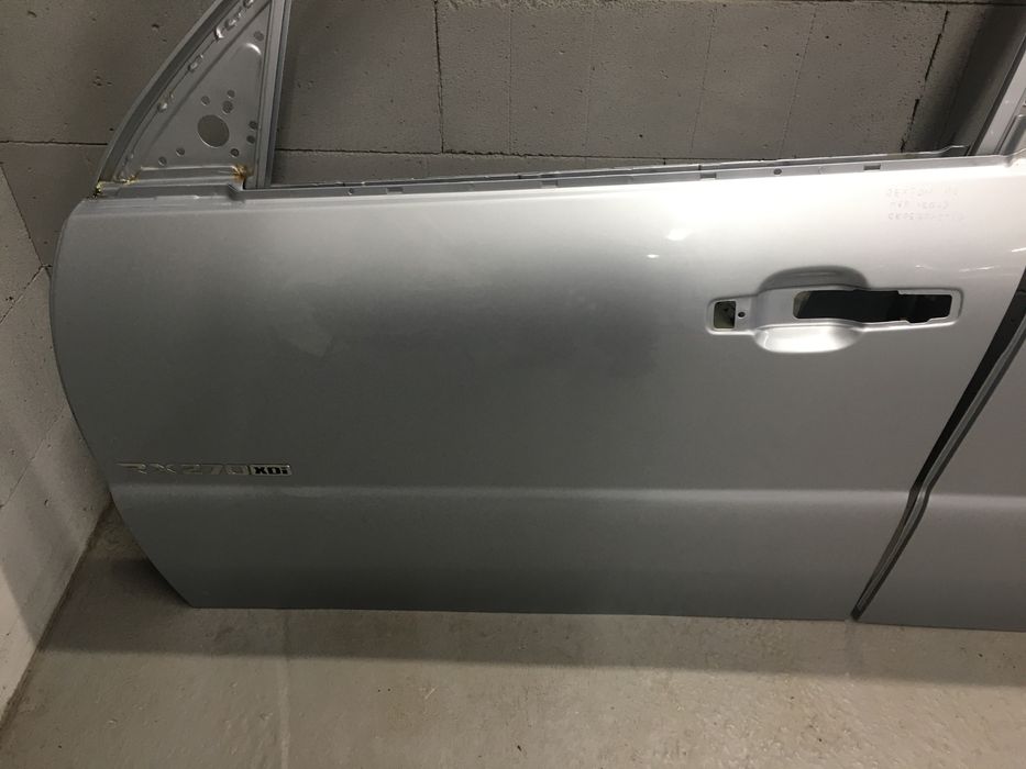 Дверь передняя задняя левая правая Ssang Yong Rexton Рекстон запчасти