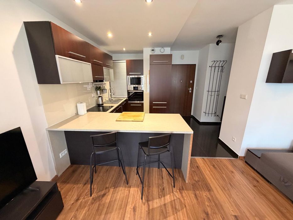 Krakow os.  FAJNY DOM - 2 pokoje  50m. Balkon klima, umeblowane