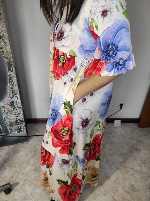 Vendo roupa variada como nova