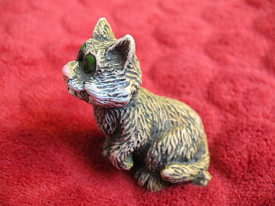 Kot - Stara Figurka - twarda masa - 5 x 5 x 4 cm Rękodzieło