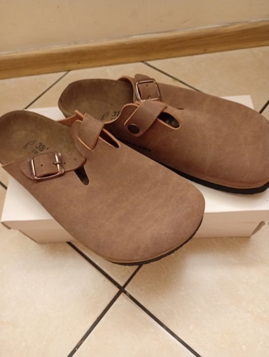 Nowe klapki damskie mule