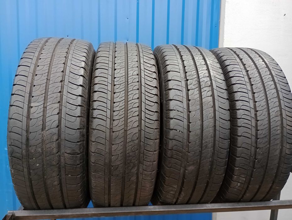 Opony letnie 4x215/65 R15C 104/102T Goodyear Efficient