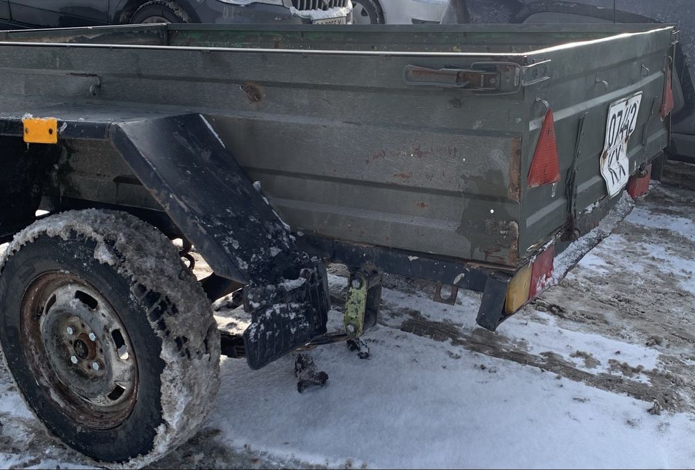 Причіп у хорошому  стані з документами