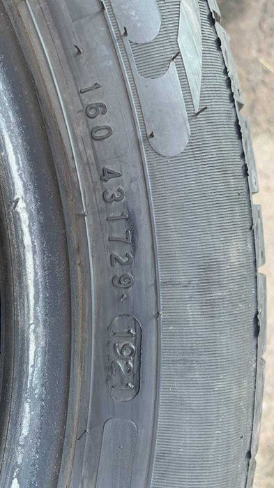 шина 215/50/17 Nokian