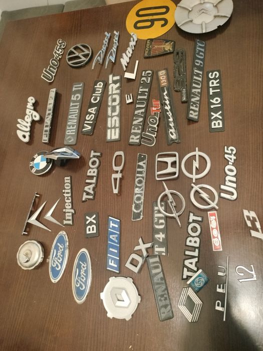 Símbolos Emblemas legendas de automóveis antigos