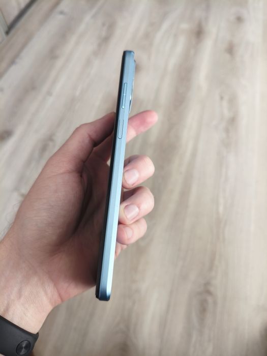 Motorola Moto E22 4/64 GB, bardzo dobry stan