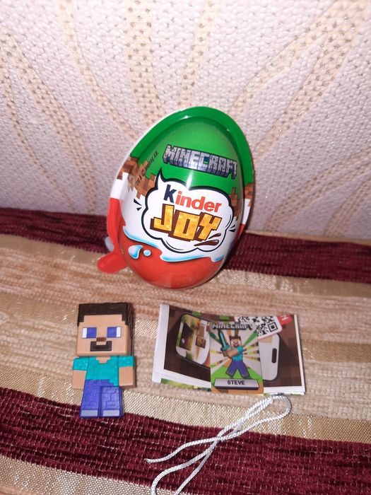 Іграшка Кіндер з серіїї Minecraft