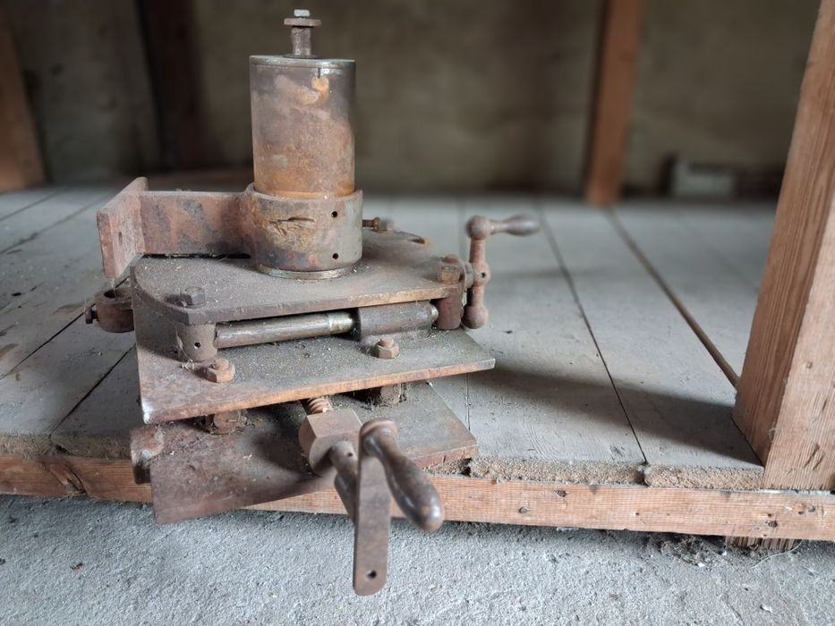 Stary używany SUPORT imak sanki do tokarki