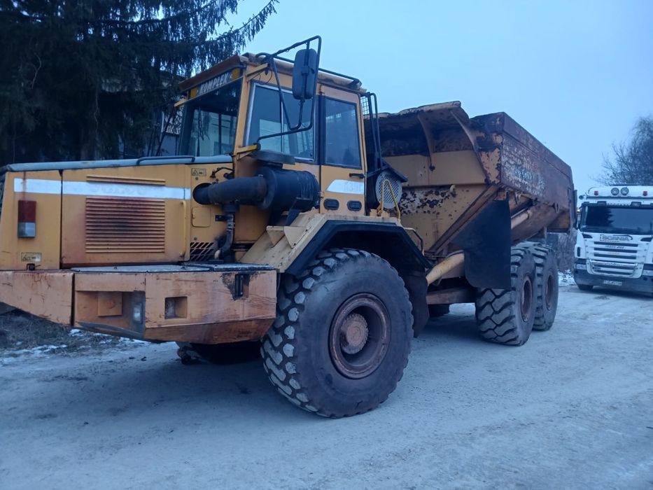 Wozidlo Volvo A25