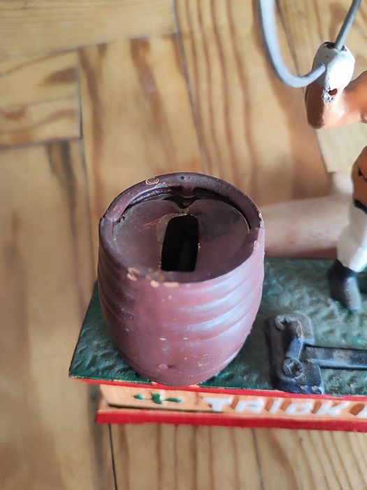 Mealheiro antigo mecânico