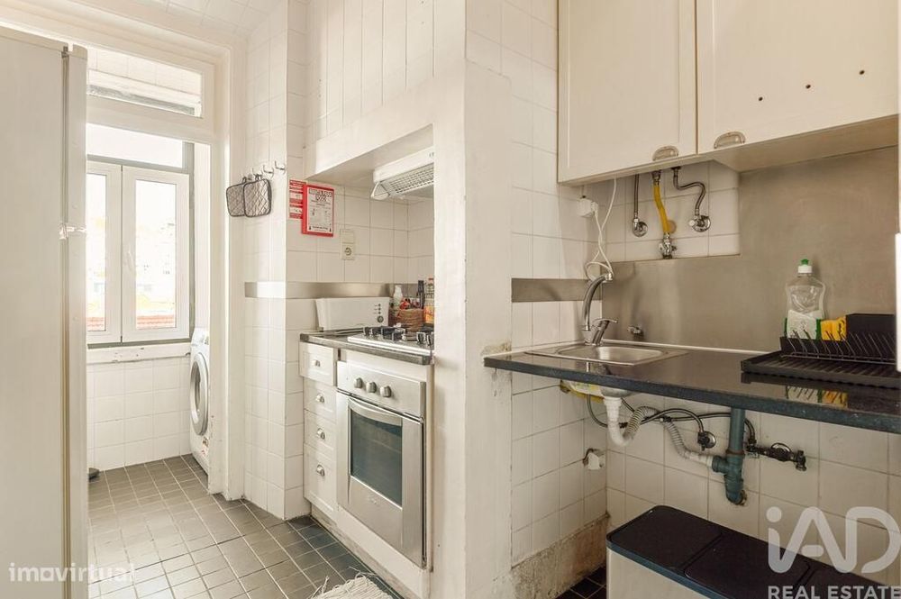 Apartamento T2 em Alcântara de 59 m2