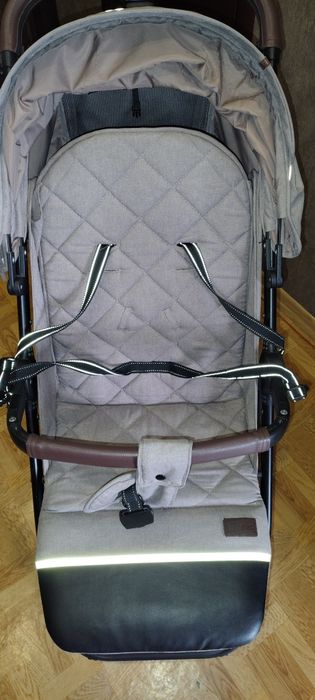 Прогулочная коляска CARRELLO Bravo