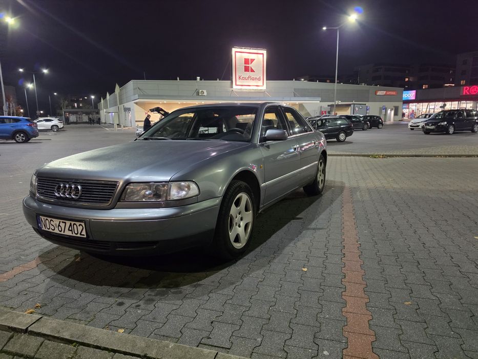 Audi A8