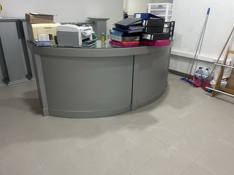 Balcao de atendimento + outros