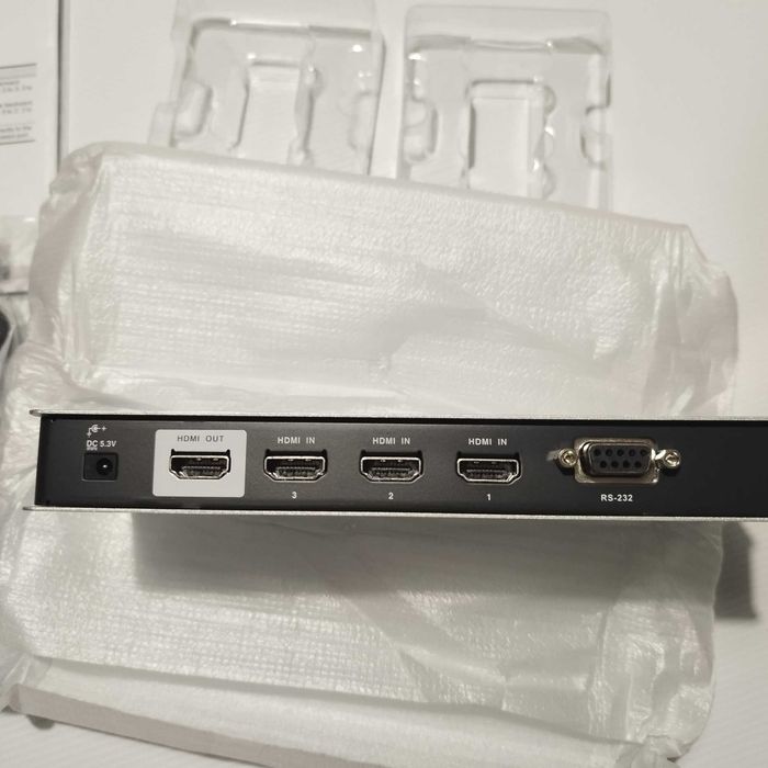 ATEN Switch 4 port HDMI  model  VS-481A full HD 1080p 1xRS232 do ster.