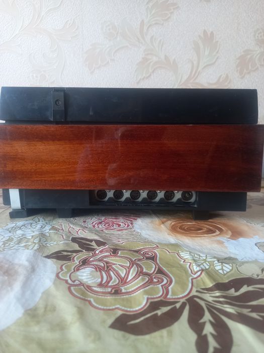 Магнітофон бобінний, самовивіз