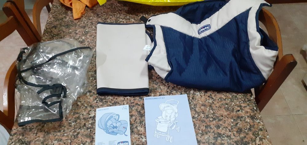 Carrinho de bebé Chico
