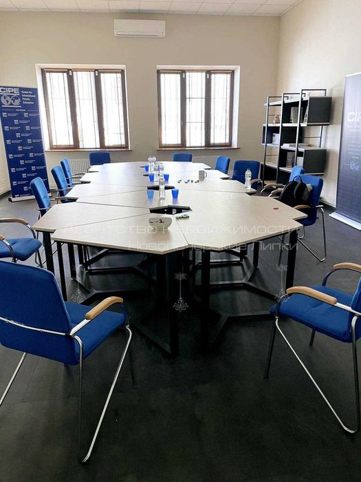 Аренда офиса 190 м 1 этаж отдельный  вход ул Ирининская 5/24 Центр