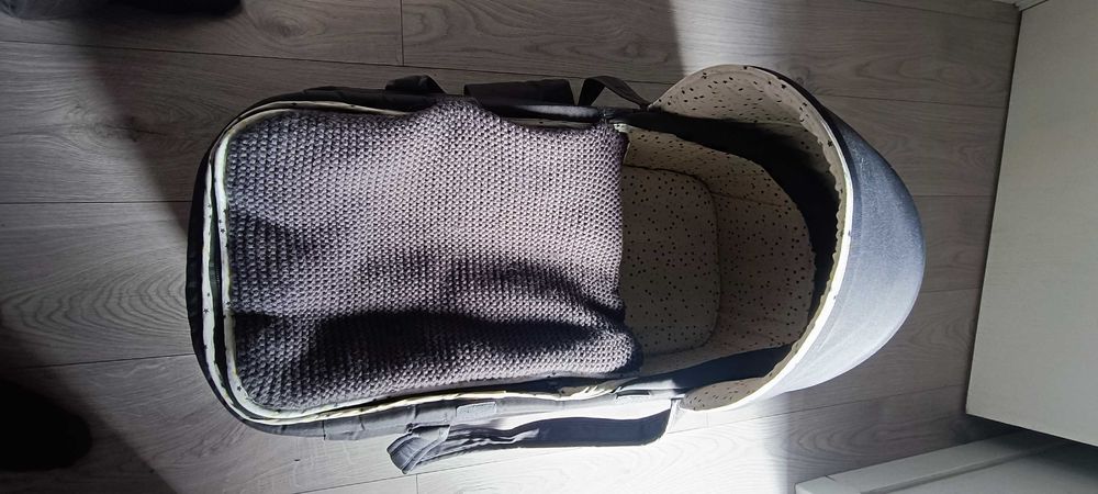 Alcofa para bebé + Apoio de posição OFERTA!