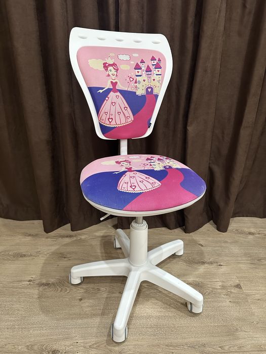 Крісло учнівське, стілець