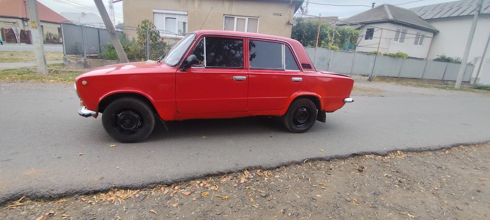 Продам машину ваз-2101 хороші Стар